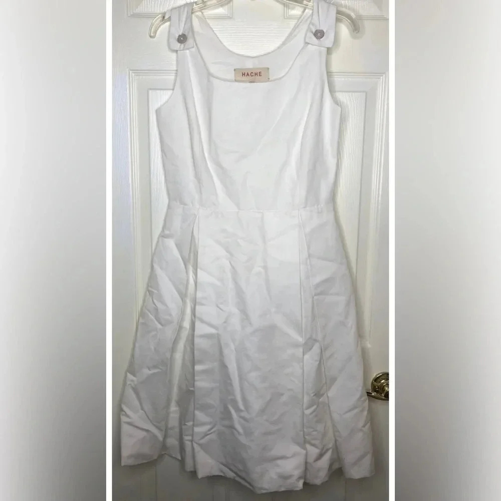 Woman HACHE white Linen Cotton Lagenlook Sleeveless Dress Sz 42 US 6 EUC Pleat